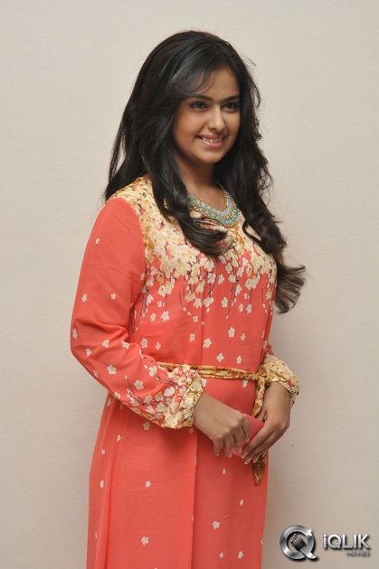 Avika-Gor-at-Lakshmi-Raave-Maa-Intiki-Movie-Teaser-Launch